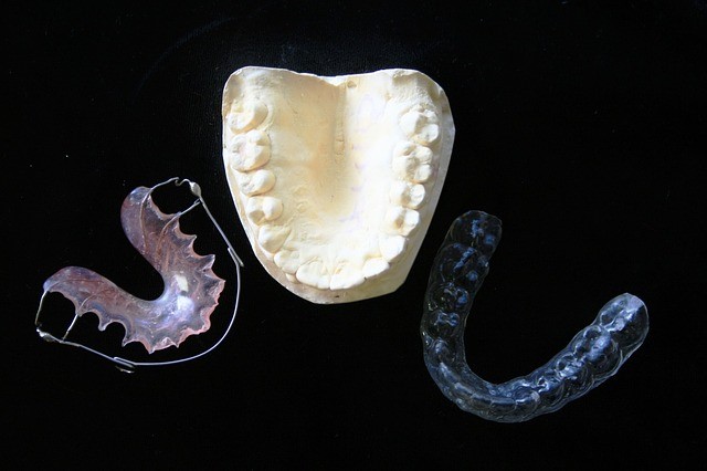 7 things to know about dentures
