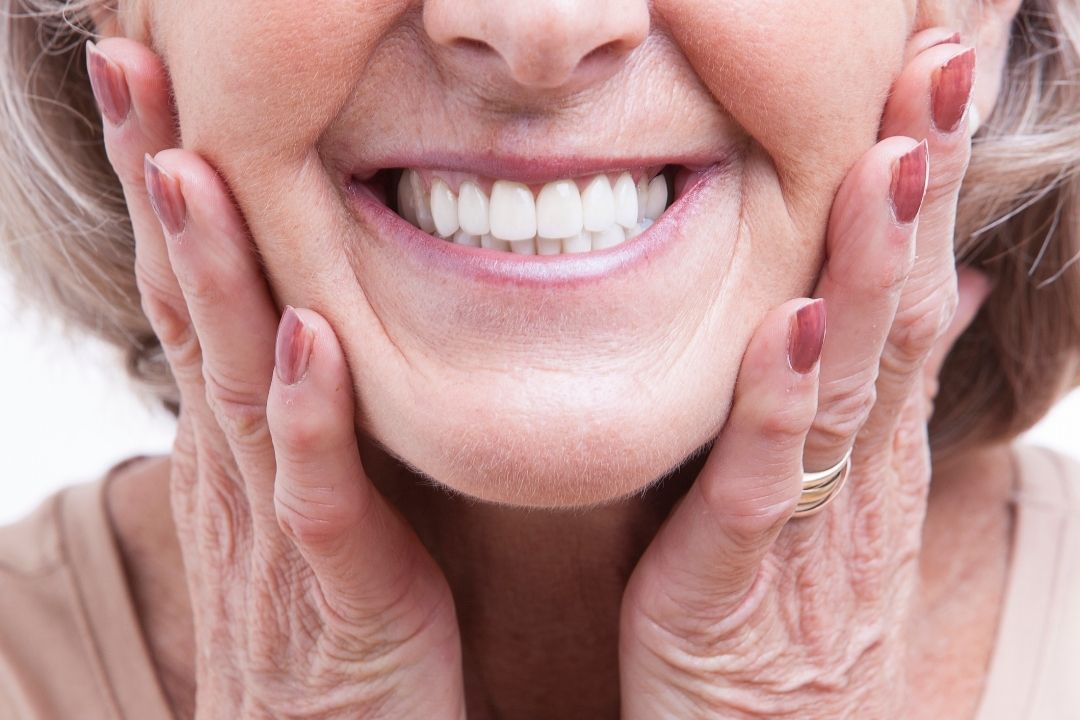 False teeth vs dentures, are they the same thing